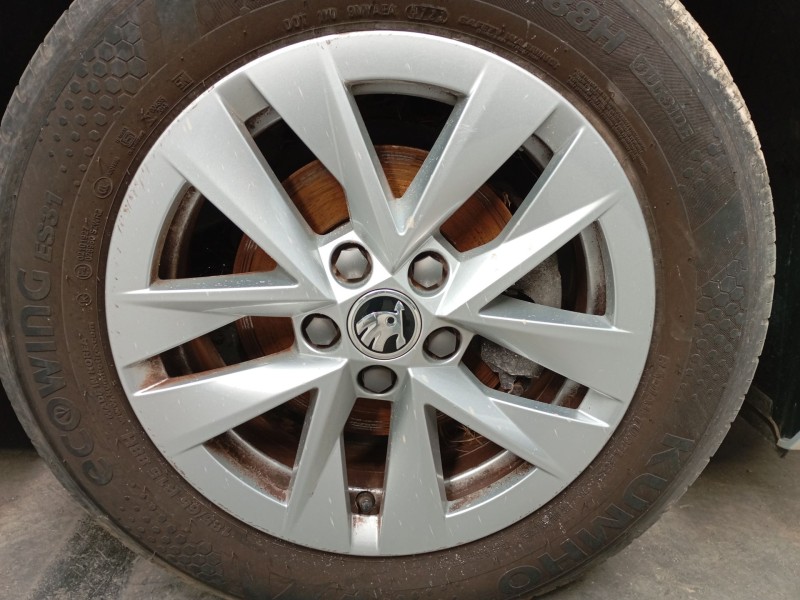 Recambio de llanta sin neumatico para skoda fabia iv (pj3) 1.0 tsi referencia OEM IAM 15 PULGADAS  