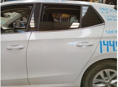 Recambio de puerta trasera izquierda para skoda fabia iv (pj3) 1.0 tsi referencia OEM IAM   