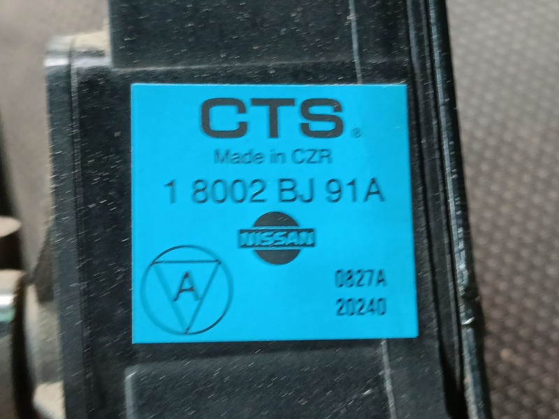 Recambio de pedal acelerador para nissan nv200 furgoneta 1.5 dci 90 (m20, m20m) referencia OEM IAM 18002BJ91A  