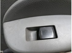 MANDO ELEVALUNAS DELANTERO DERECHO 