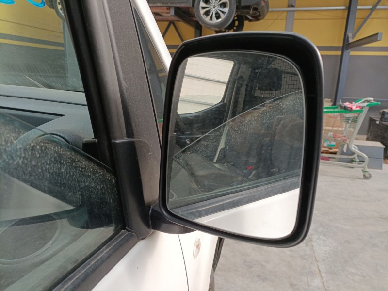 Recambio de retrovisor derecho electrico para nissan nv200 furgoneta 1.5 dci 90 (m20, m20m) referencia OEM IAM   