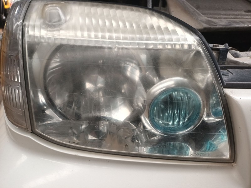Recambio de faro derecho para nissan x-trail i (t30) 2.2 dci referencia OEM IAM   