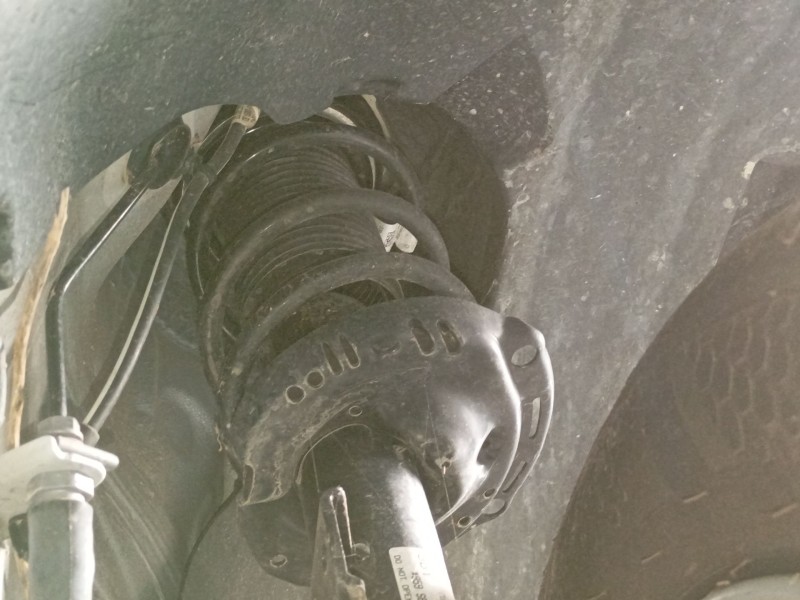 Recambio de amortiguador delantero derecho para skoda fabia iv (pj3) 1.0 tsi referencia OEM IAM   