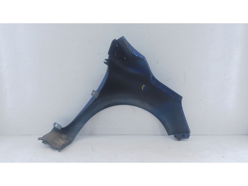 Recambio de aleta delantera izquierda para renault clio iv (bh_) 1.5 dci 90 referencia OEM IAM   E4-B3-5