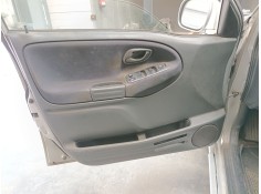 Recambio de guarnecido puerta delantera izquierda para suzuki grand vitara i (ft, ht) 2.0 hdi 110 16v 4x4 (sq 420d) referencia O
