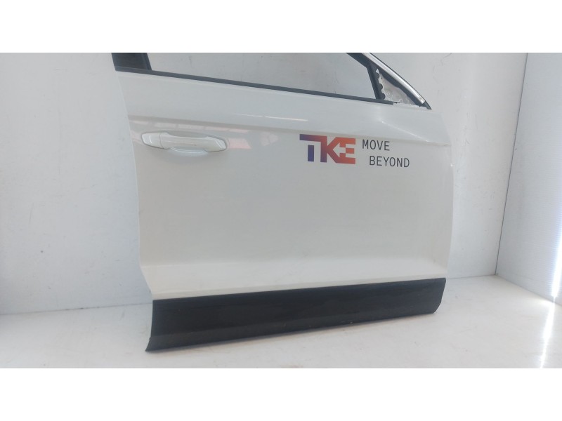 Recambio de puerta delantera derecha para volkswagen t-roc (a11, d11) 2.0 tdi scr referencia OEM IAM   