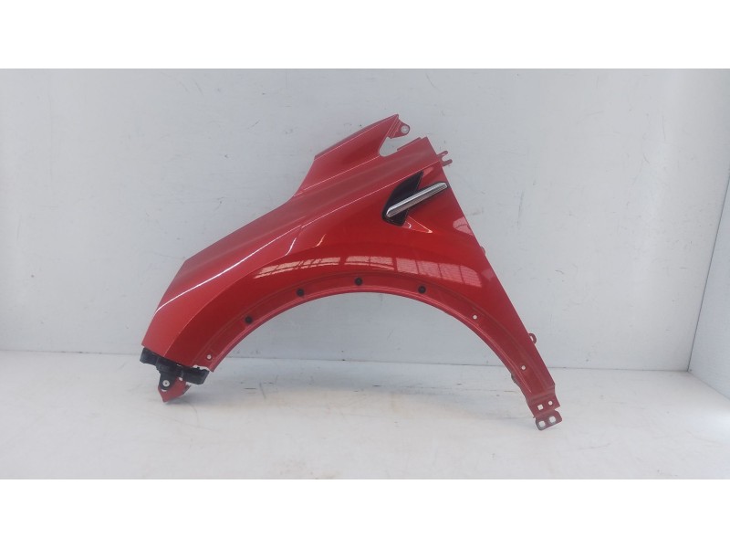 Recambio de aleta delantera izquierda para renault captur ii (hf_) e-tech 160 referencia OEM IAM   