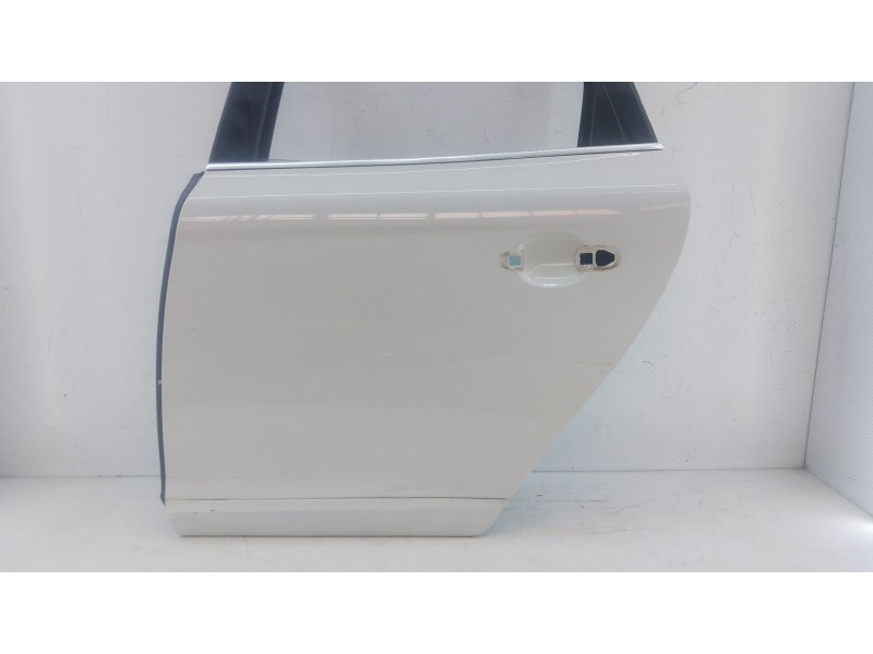 Recambio de puerta trasera izquierda para volvo xc60 r-design momentum referencia OEM IAM   