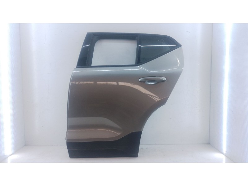 Recambio de puerta trasera izquierda para volvo xc40 (536) t3 referencia OEM IAM   