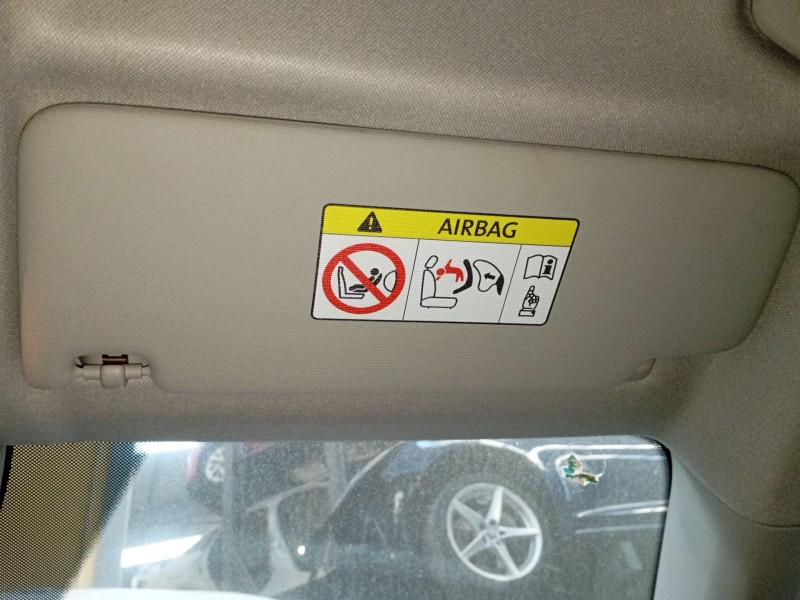 Recambio de parasol derecho para skoda fabia iv (pj3) 1.0 tsi referencia OEM IAM   