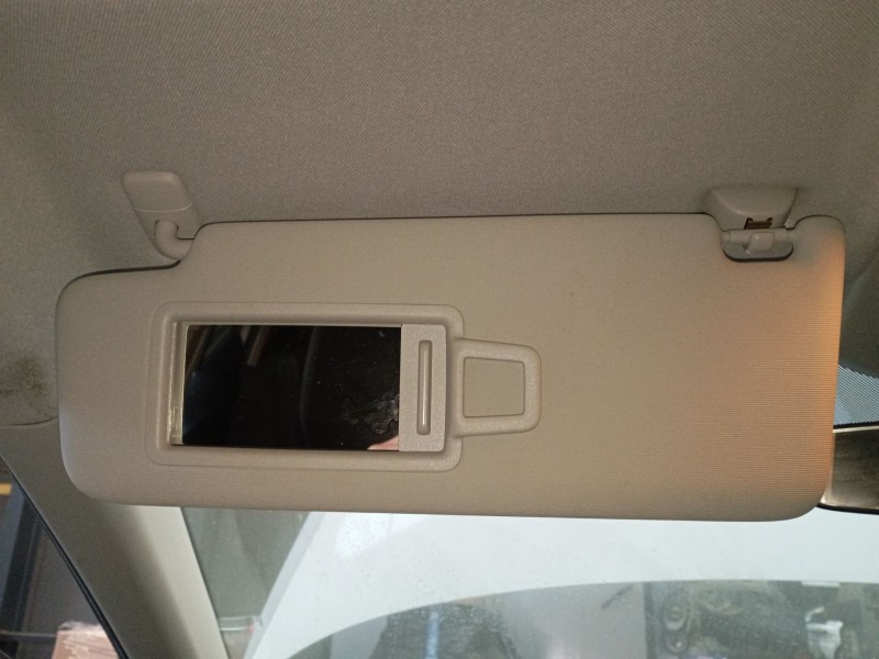 Recambio de parasol izquierdo para skoda fabia iv (pj3) 1.0 tsi referencia OEM IAM   