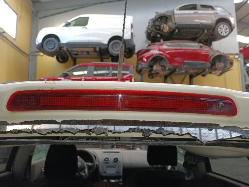 Recambio de luz central de freno para nissan qashqai i (j10, nj10) 2.0 dci a las 4 ruedas referencia OEM IAM   