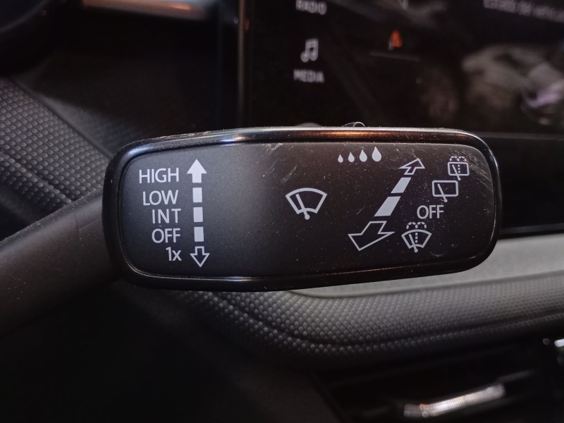 Recambio de mando limpia para skoda fabia iv (pj3) 1.0 tsi referencia OEM IAM   