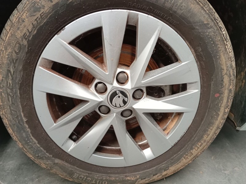 Recambio de llanta sin neumatico para skoda fabia iv (pj3) 1.0 tsi referencia OEM IAM 15 PULGADAS  