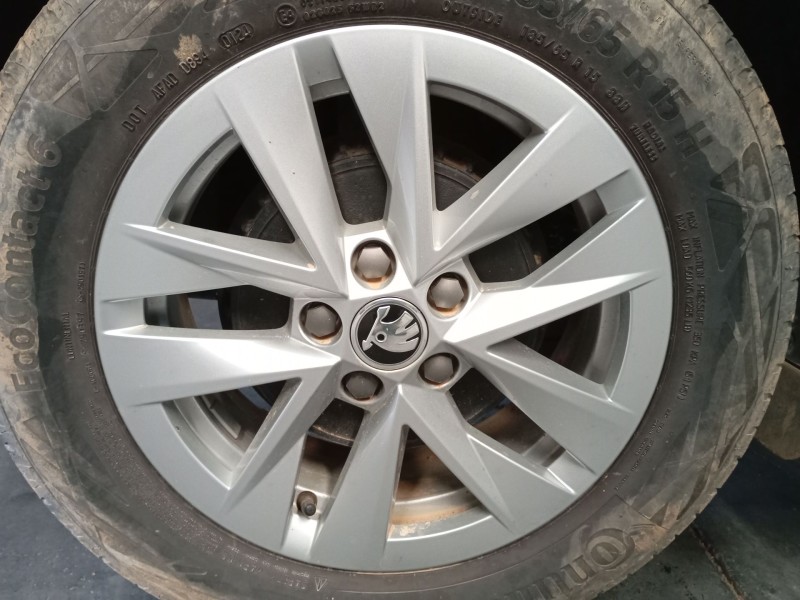 Recambio de llanta sin neumatico para skoda fabia iv (pj3) 1.0 tsi referencia OEM IAM 15 PULGADAS  