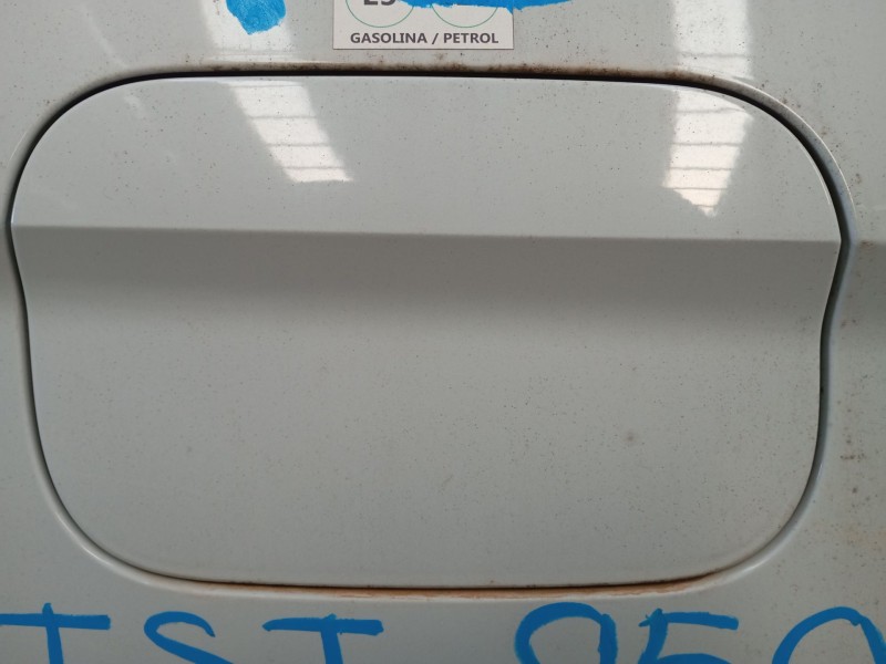 Recambio de tapa exterior combustible para skoda fabia iv (pj3) 1.0 tsi referencia OEM IAM   