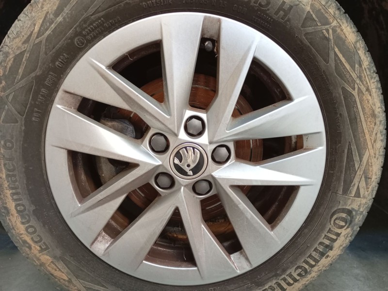 Recambio de llanta sin neumatico para skoda fabia iv (pj3) 1.0 tsi referencia OEM IAM 15 PULGADAS  