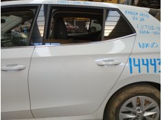 PUERTA TRASERA IZQUIERDA 