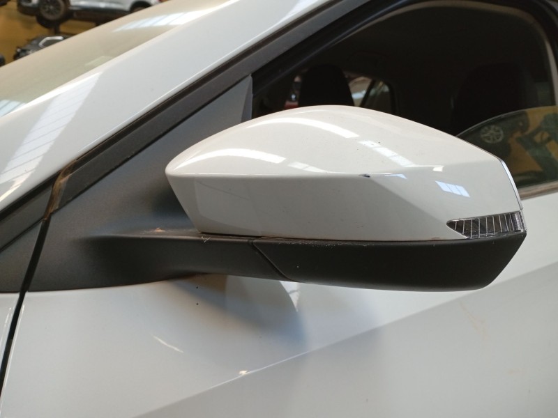 Recambio de retrovisor izquierdo electrico para skoda fabia iv (pj3) 1.0 tsi referencia OEM IAM   