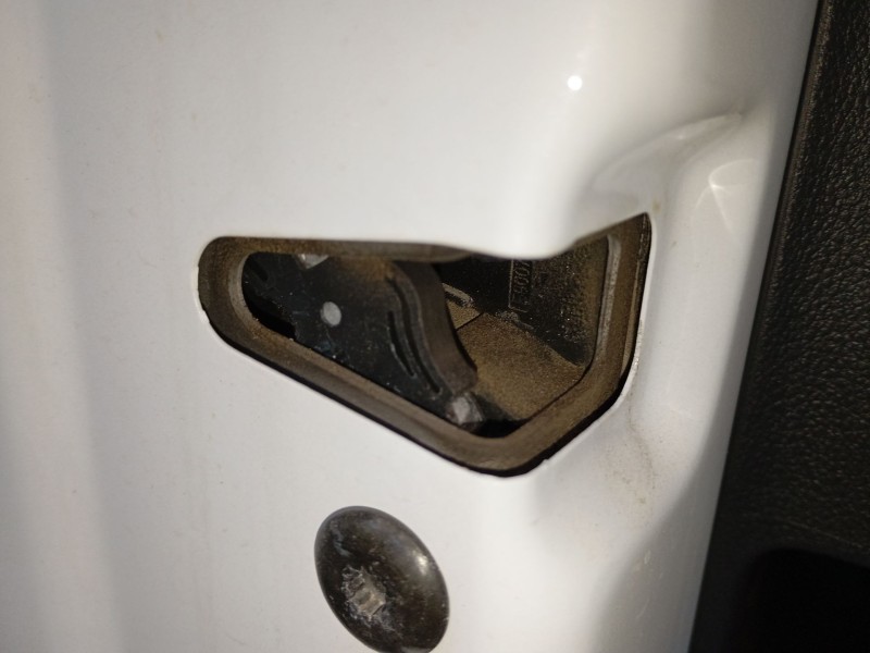 Recambio de cerradura puerta delantera izquierda para skoda fabia iv (pj3) 1.0 tsi referencia OEM IAM   