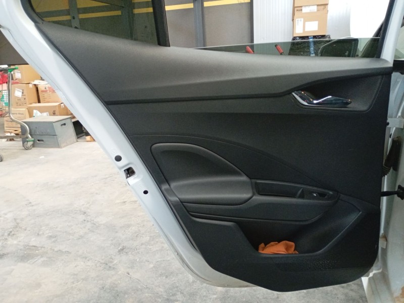 Recambio de guarnecido puerta trasera izquierda para skoda fabia iv (pj3) 1.0 tsi referencia OEM IAM   