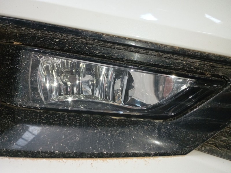 Recambio de faro antiniebla derecho para skoda fabia iv (pj3) 1.0 tsi referencia OEM IAM   