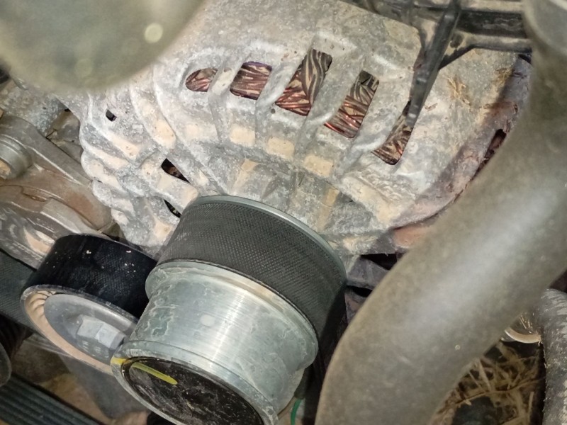 Recambio de alternador para skoda fabia iv (pj3) 1.0 tsi referencia OEM IAM   