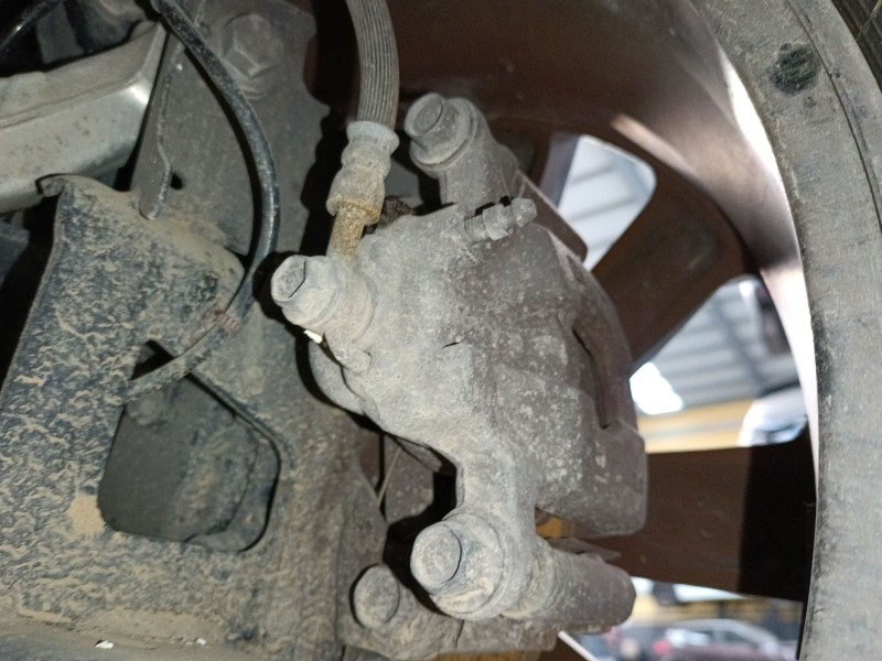 Recambio de pinza freno trasera derecha para nissan qashqai i (j10, nj10) 2.0 dci a las 4 ruedas referencia OEM IAM   