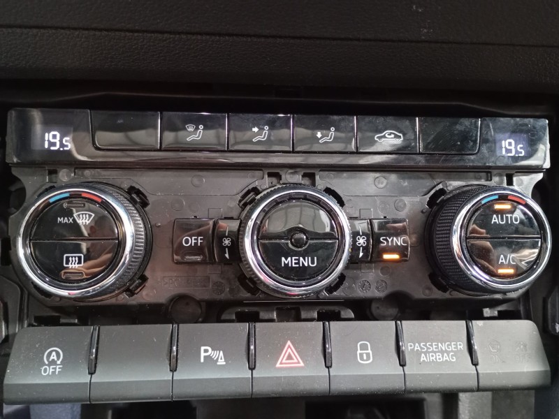 Recambio de mando climatizador para skoda karoq (nu7, nd7) 1.5 tsi referencia OEM IAM   
