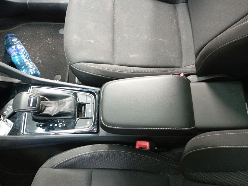 Recambio de consola central para skoda karoq (nu7, nd7) 1.5 tsi referencia OEM IAM   