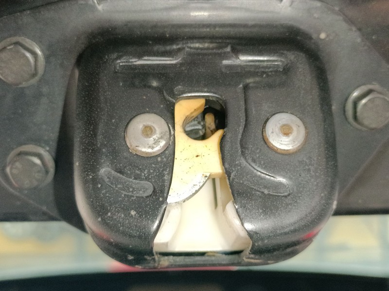 Recambio de cerradura maletero / porton para nissan juke (f15) 1.6 referencia OEM IAM   