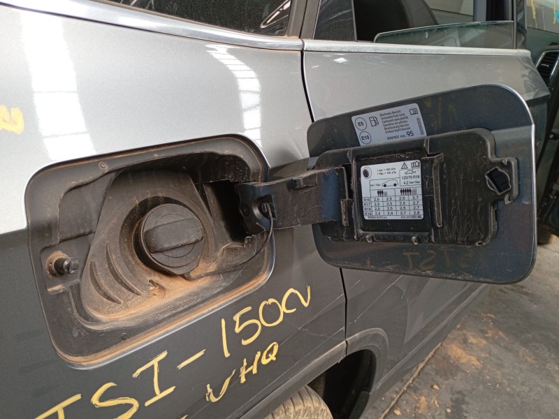 Recambio de tapa exterior combustible para skoda karoq (nu7, nd7) 1.5 tsi referencia OEM IAM   