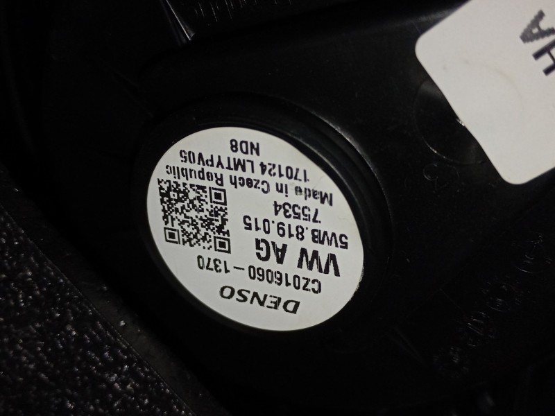 Recambio de ventilador calefaccion para skoda karoq (nu7, nd7) 1.5 tsi referencia OEM IAM 5WB819015  