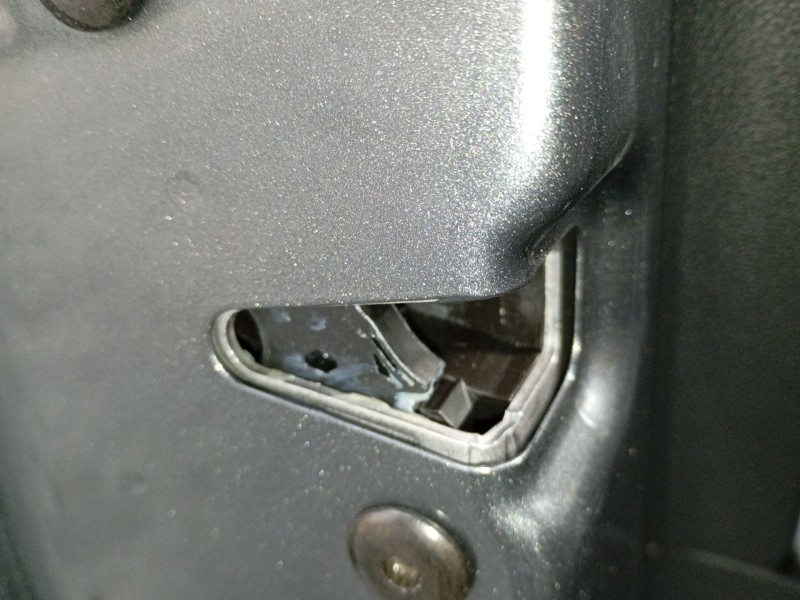 Recambio de cerradura puerta trasera izquierda para skoda karoq (nu7, nd7) 1.5 tsi referencia OEM IAM   