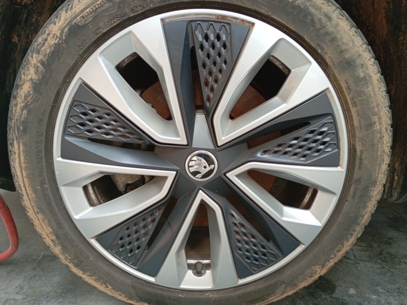 Recambio de juego llantas sin neumatico para skoda karoq (nu7, nd7) 1.5 tsi referencia OEM IAM 18 PULGADAS  