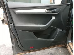 GUARNECIDO PUERTA DELANTERA IZQUIERDA 