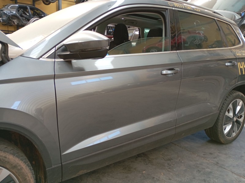Recambio de puerta delantera izquierda para skoda karoq (nu7, nd7) 1.5 tsi referencia OEM IAM   