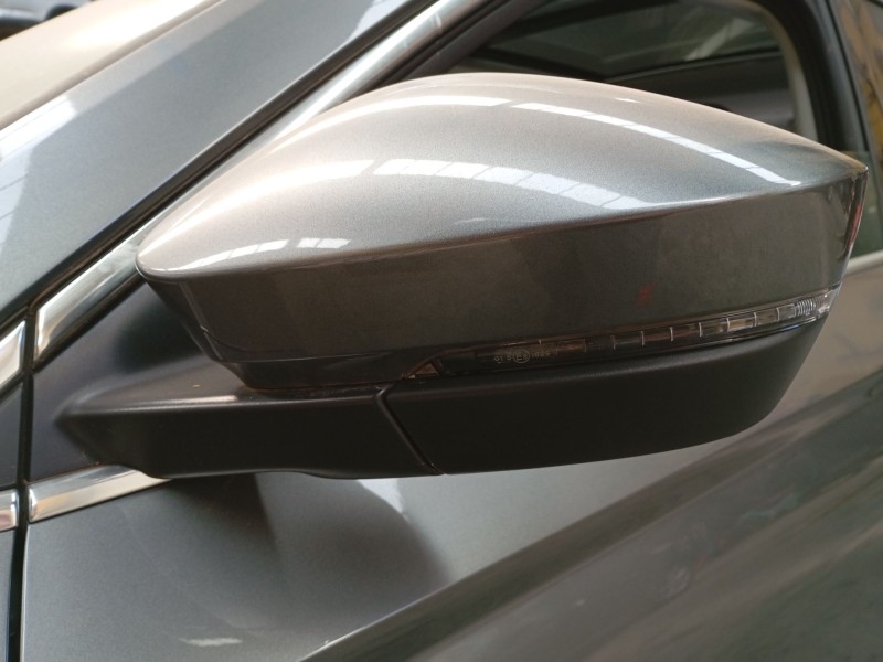 Recambio de retrovisor izquierdo electrico para skoda karoq (nu7, nd7) 1.5 tsi referencia OEM IAM   