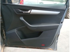 GUARNECIDO PUERTA DELANTERA DERECHA 