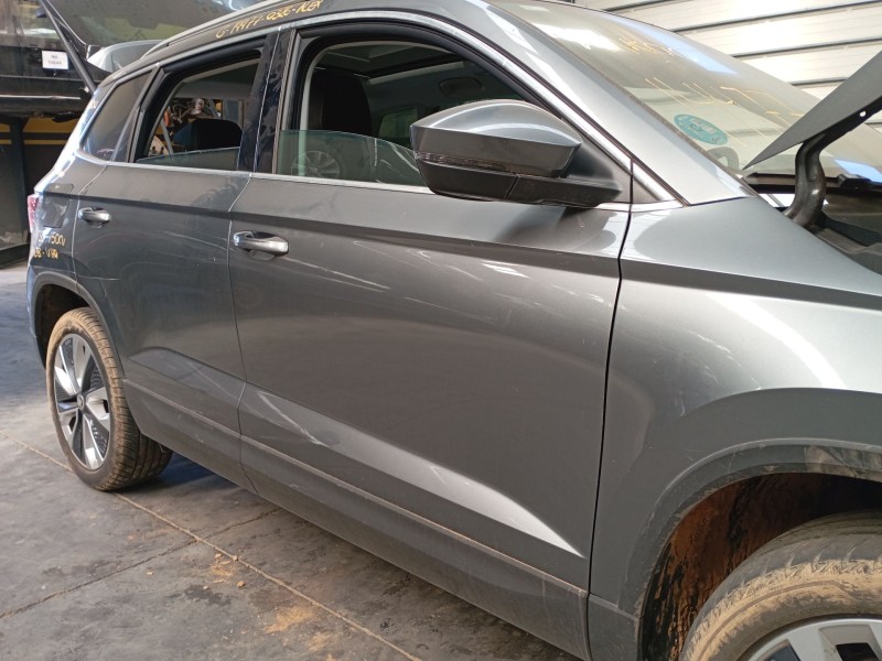 Recambio de puerta delantera derecha para skoda karoq (nu7, nd7) 1.5 tsi referencia OEM IAM   