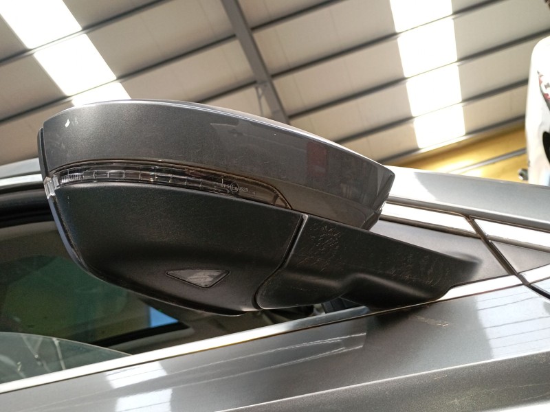 Recambio de retrovisor derecho electrico para skoda karoq (nu7, nd7) 1.5 tsi referencia OEM IAM   