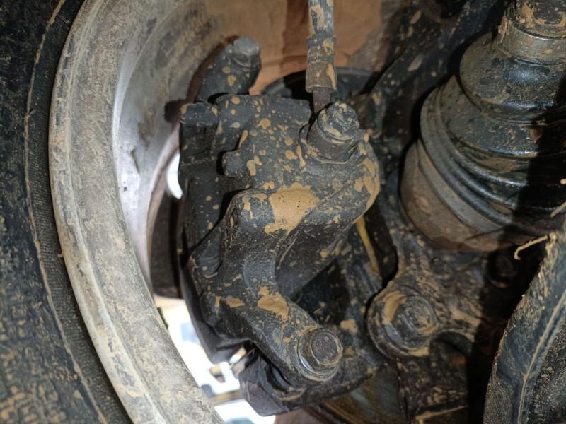 Recambio de pinza freno delantera derecha para nissan juke (f15) 1.6 referencia OEM IAM   