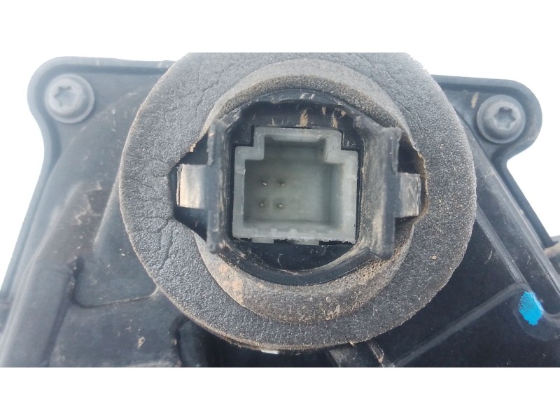 Recambio de cerradura puerta trasera izquierda para renault captur ii (hf_) e-tech 160 referencia OEM IAM   