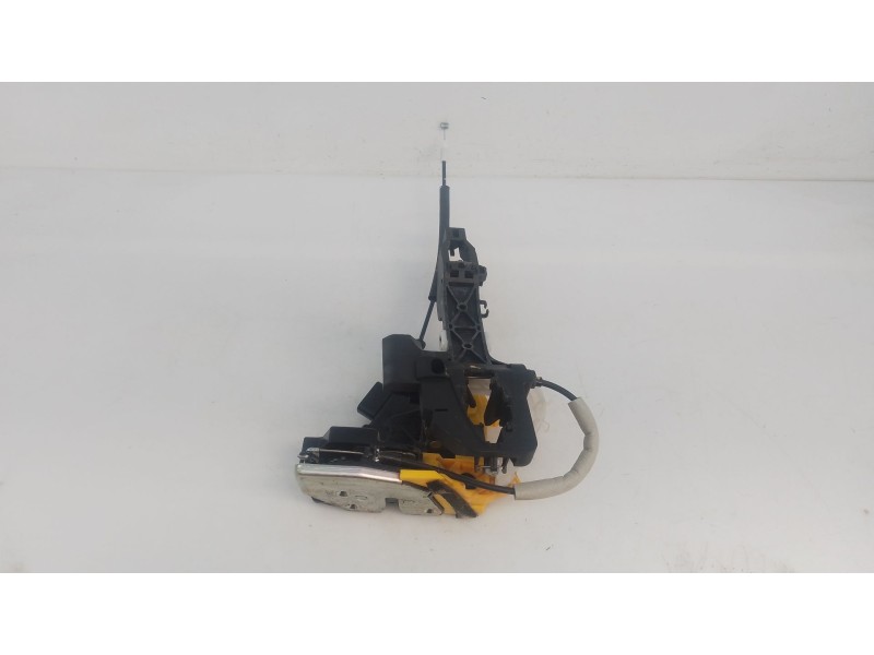 Recambio de cerradura puerta delantera izquierda para kia cee´d (jd) 1.4 crdi 90 referencia OEM IAM   