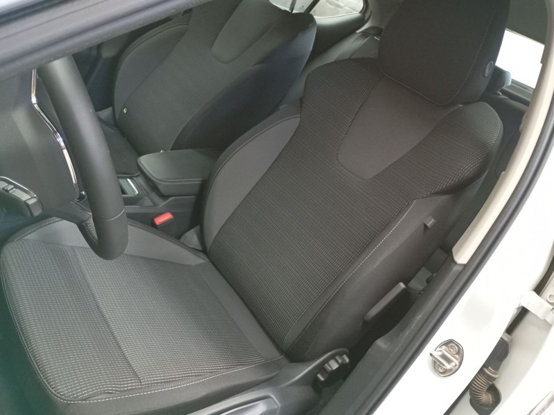 skoda octavia iv (nx3, nn3, pv3) del año 2024