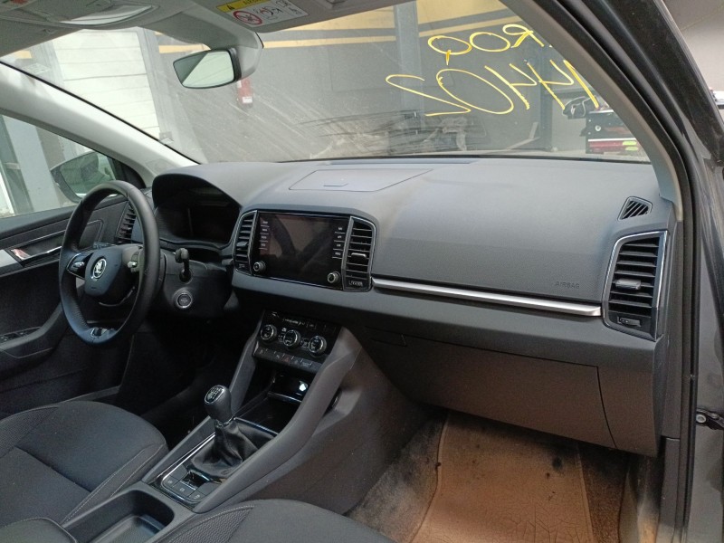 skoda karoq (nu7, nd7) del año 2023