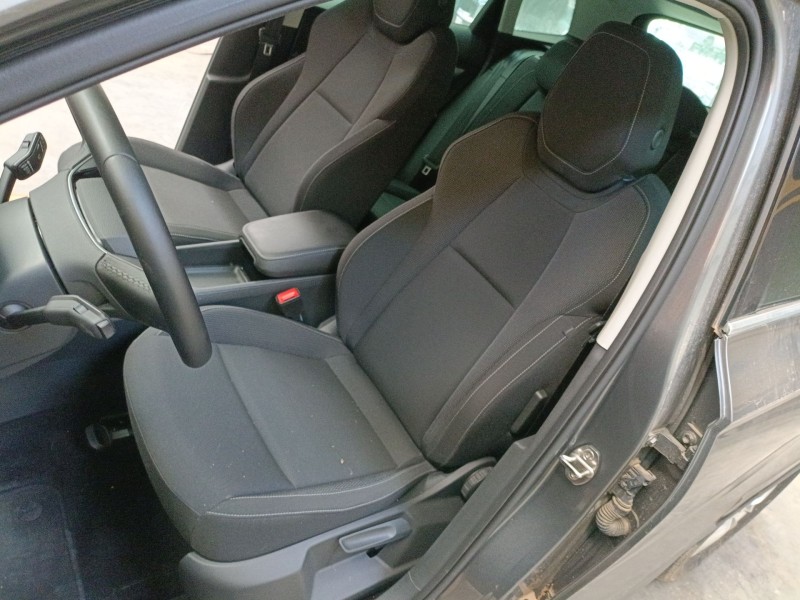 skoda karoq (nu7, nd7) del año 2023