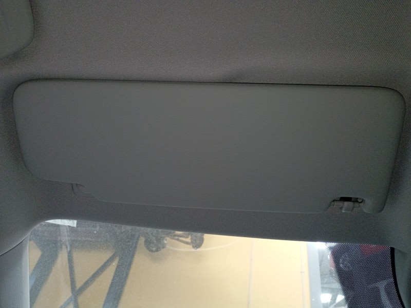 Recambio de parasol izquierdo para skoda octavia iv (nx3, nn3, pv3) 2.0 tdi referencia OEM IAM   