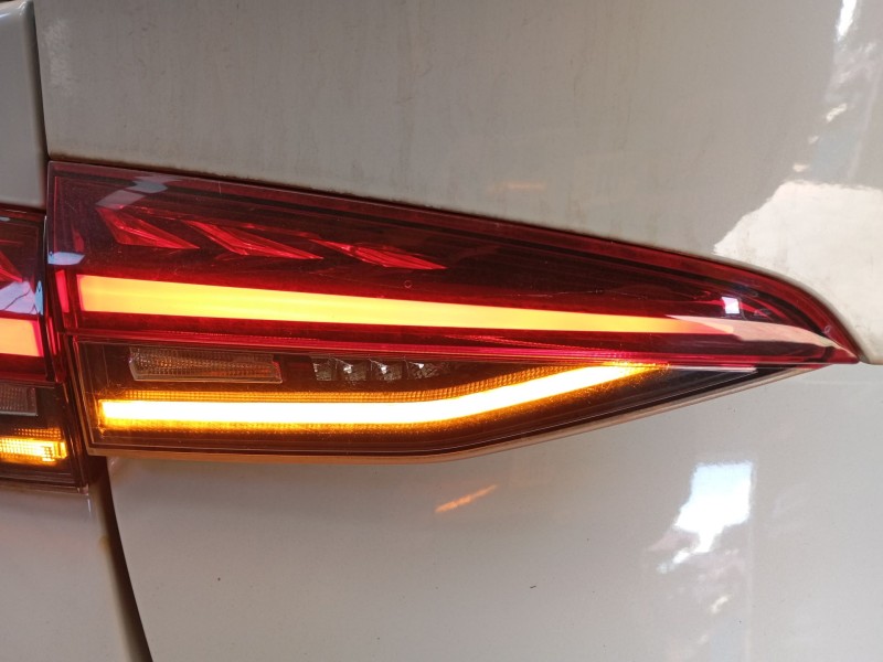 Recambio de piloto trasero izquierdo porton para skoda octavia iv (nx3, nn3, pv3) 2.0 tdi referencia OEM IAM   