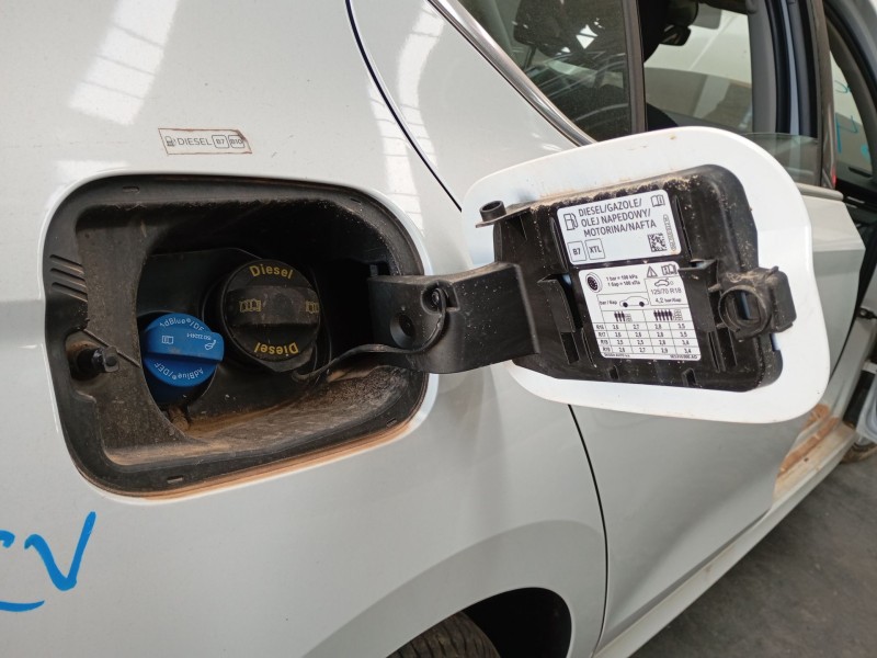 Recambio de tapa exterior combustible para skoda octavia iv (nx3, nn3, pv3) 2.0 tdi referencia OEM IAM   